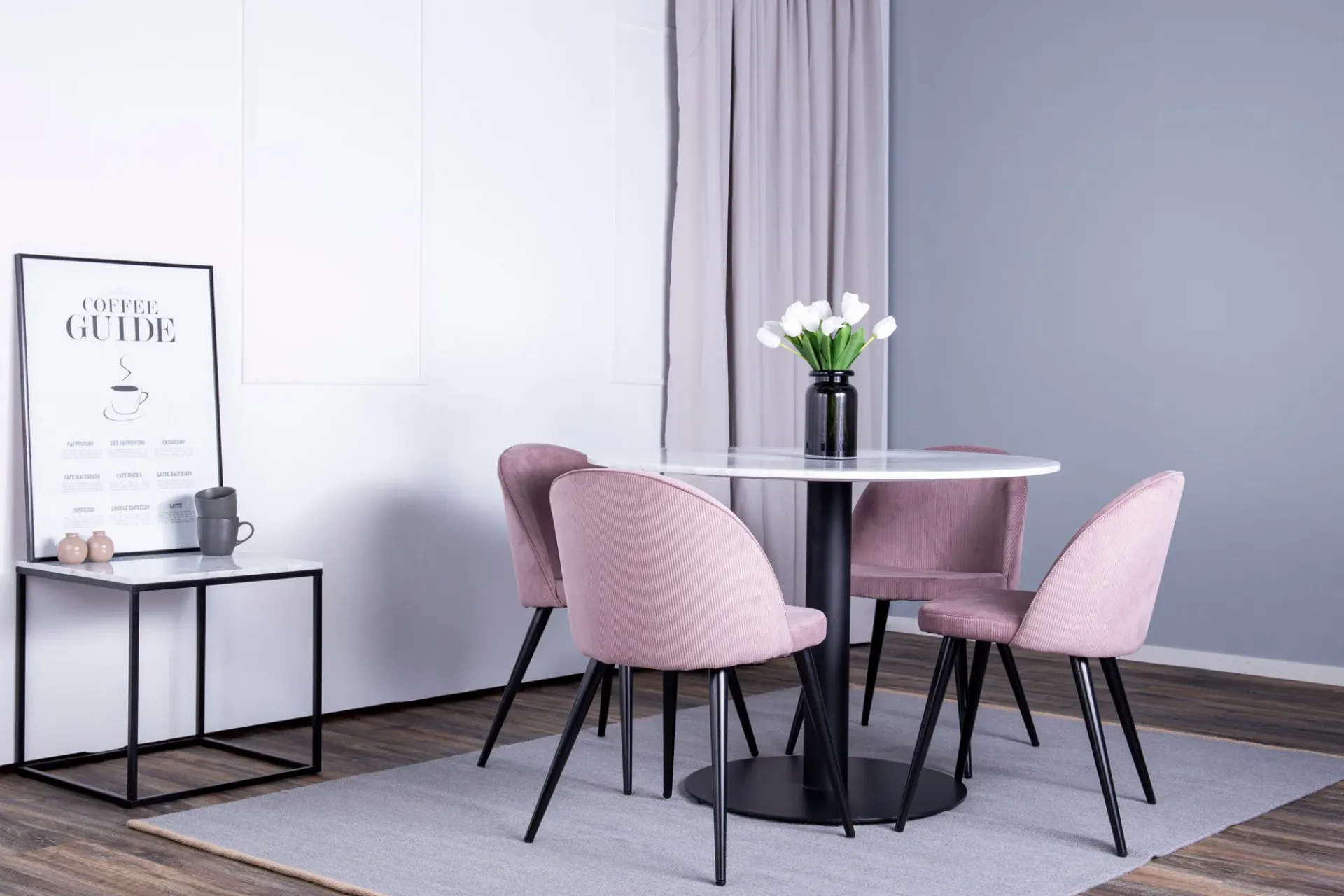 Venture Home Admira spisebord med 4 Valeri Spisestoler - Rosa Cordfløyel