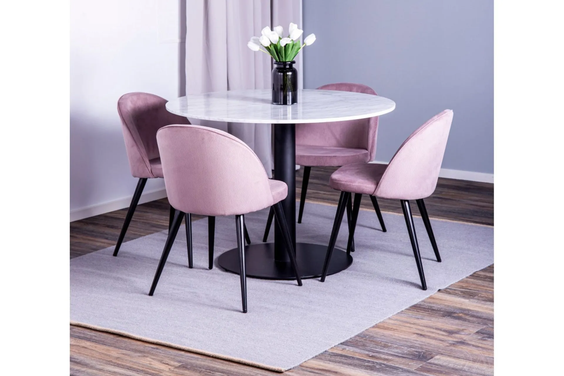 Venture Home Admira spisebord med 4 Valeri Spisestoler - Rosa Cordfløyel