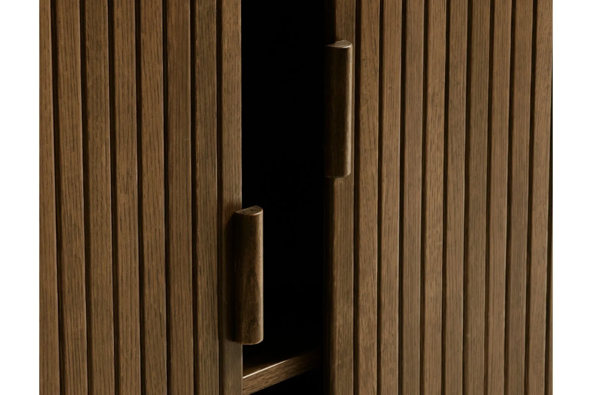 Ankur Highboard