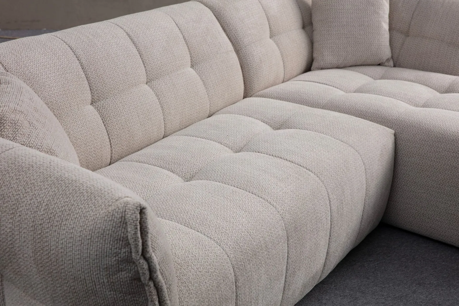 Azzo 4-seters Sofa med Divan
