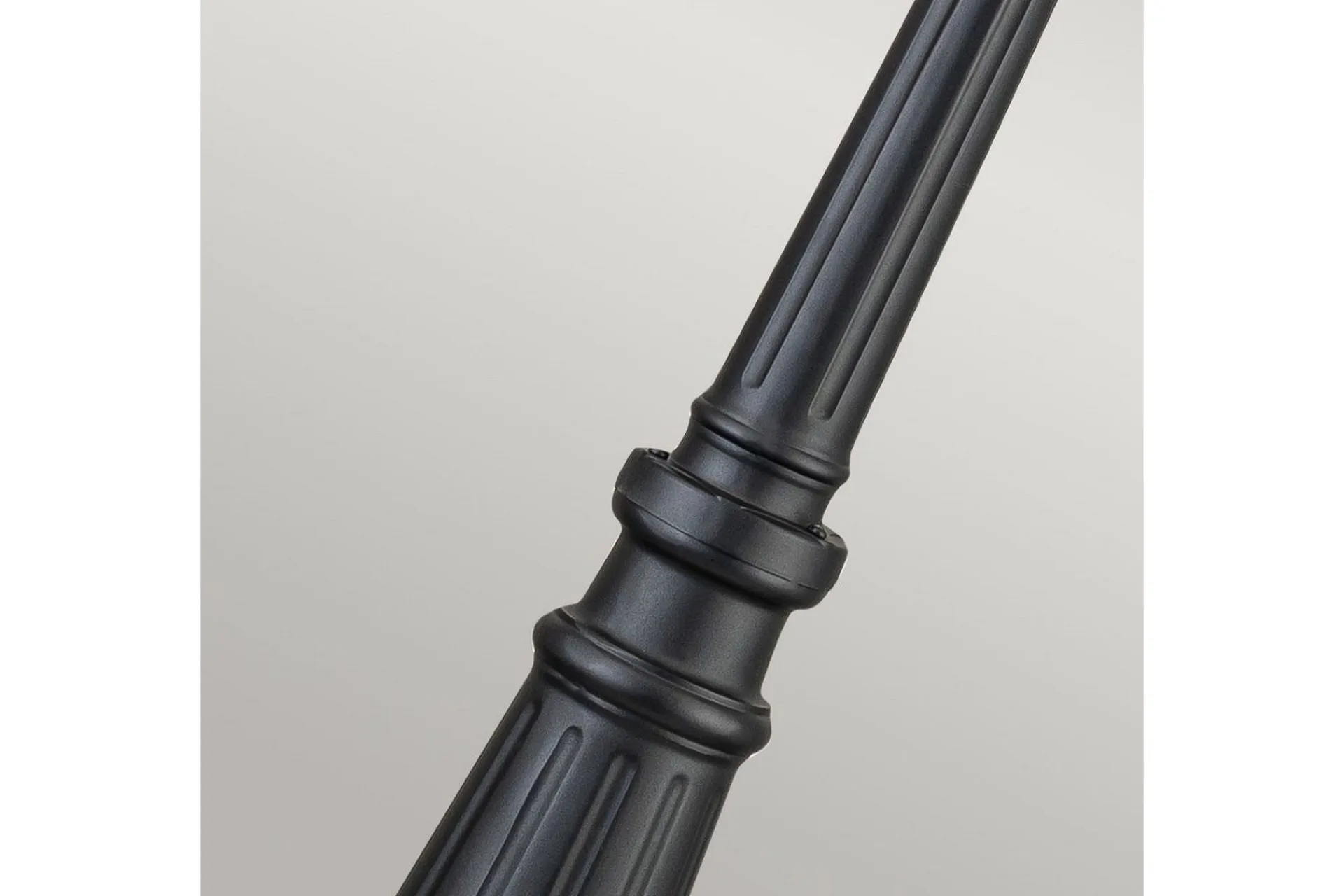 Bayview Elstead Lighting Utelampe