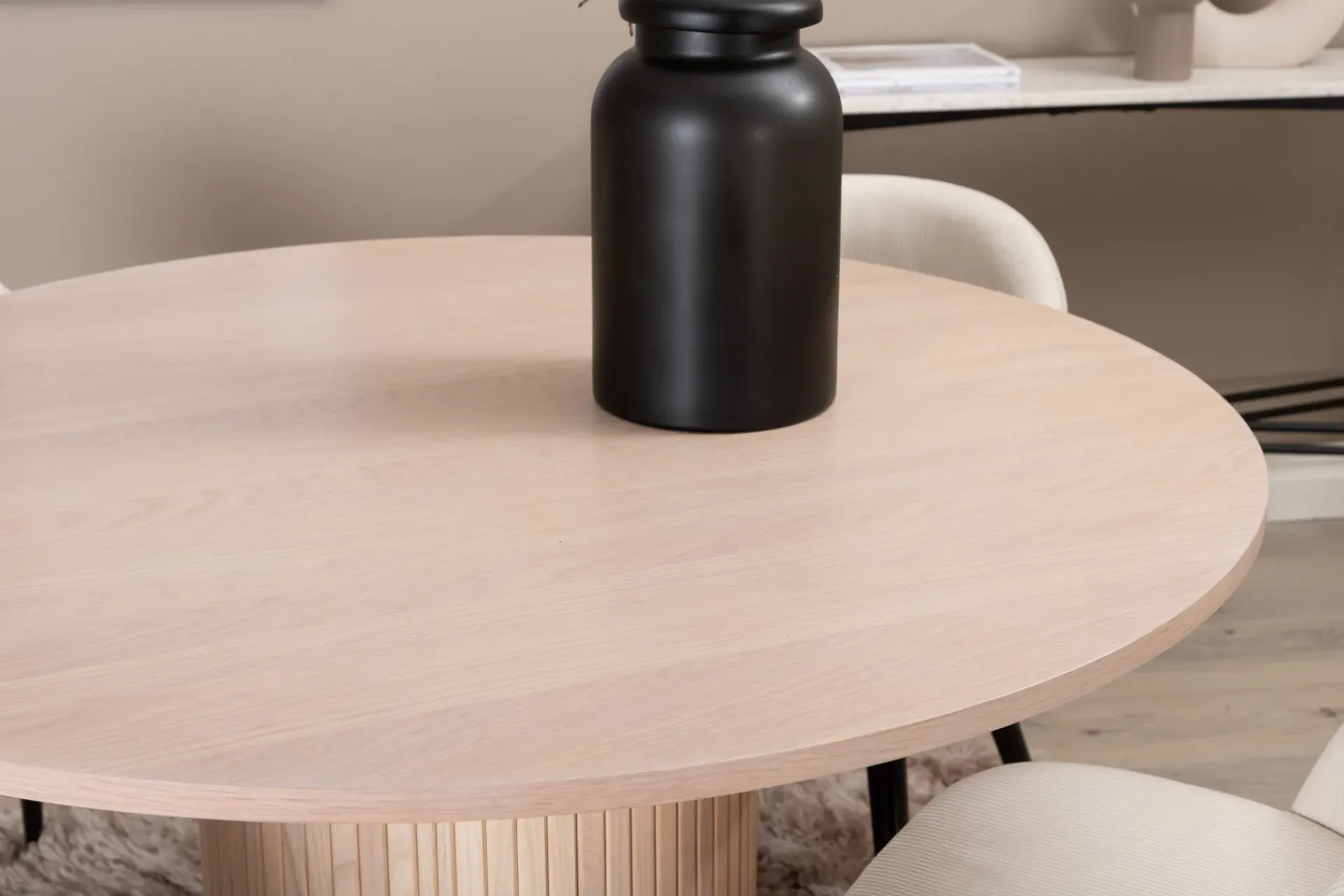 Venture Home Biana Spisegruppe 110 cm Rund inkl. 4 Valera Cordfløyelstole