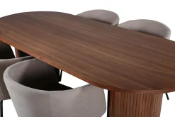 Venture Home Spisegrupper-Bianca Matgruppe 200 cm Oval med 4 Berit stoler Beige,Svart