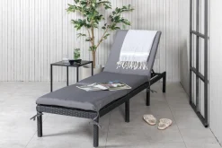 Venture Home Bilbao Solseng med Pute