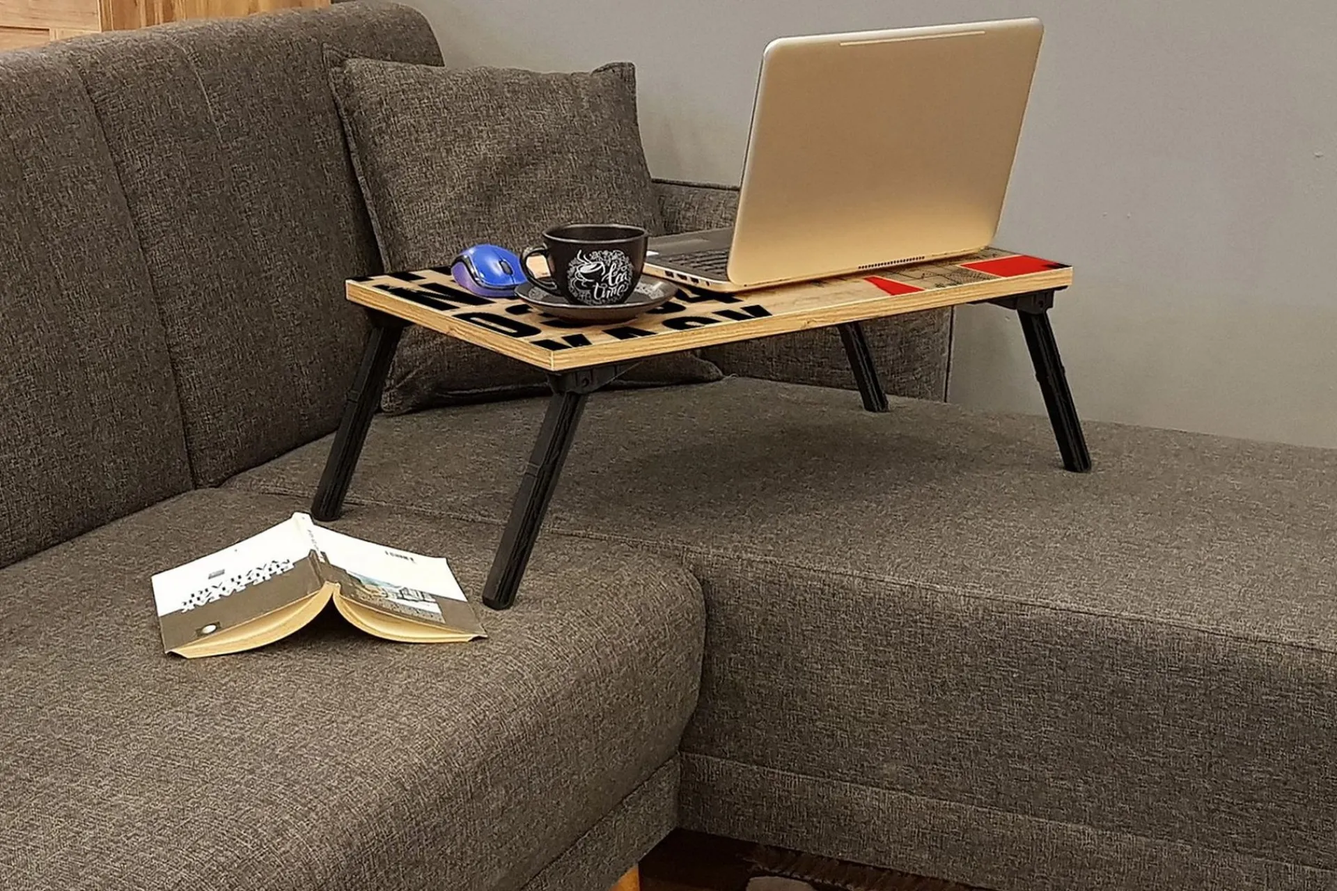 Oppbevaringskrukke|Kurver-Bourdeau Datastativ 25 cm Svart,Tre/Natur