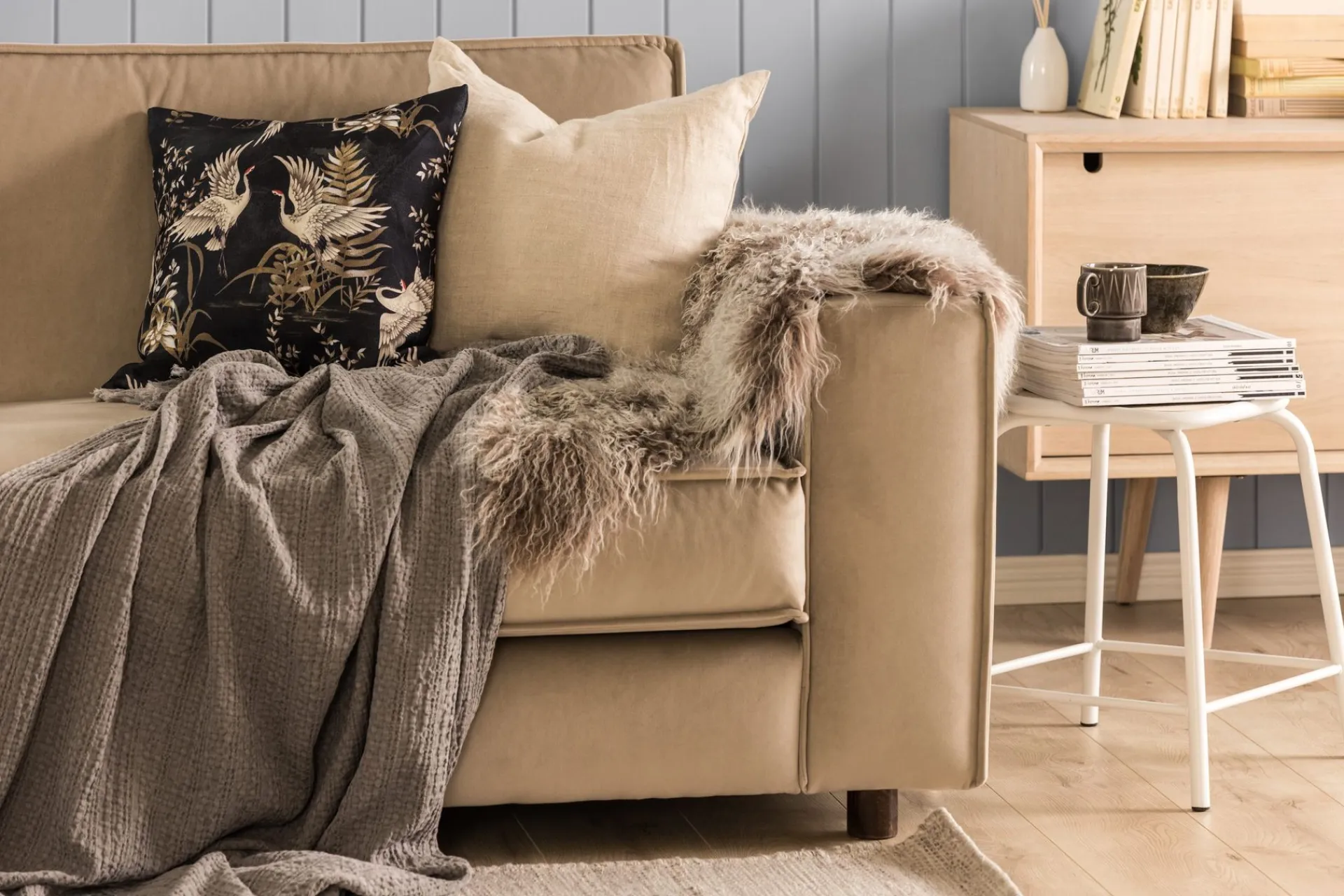 2 Seter Sofa-Cloudia Fløyelssofa 2-seters Beige
