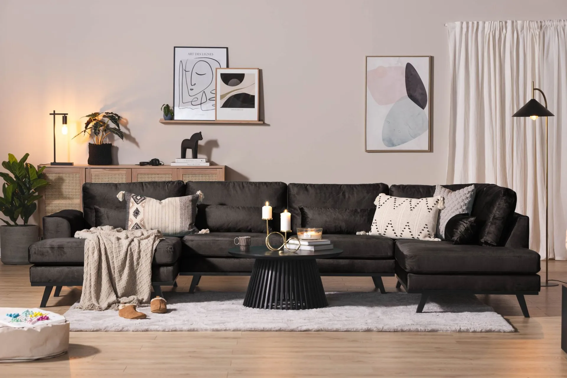 Scandinavian Choice Copenhagen 5-seters Høyrevendt U-formet Sofa med Divan og Sjeselong i Fløyel