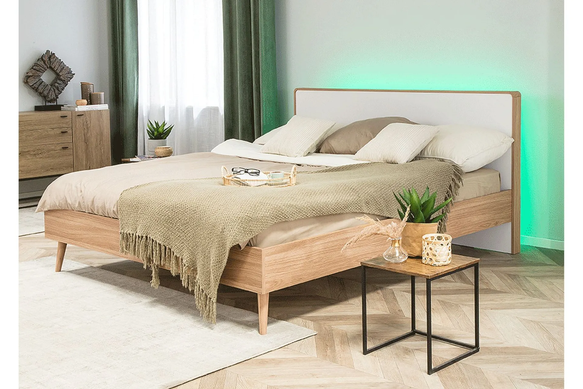 Sengeramme & Sengestamme-Furbish Kontinentalseng med LED 160x200 Tre/Natur