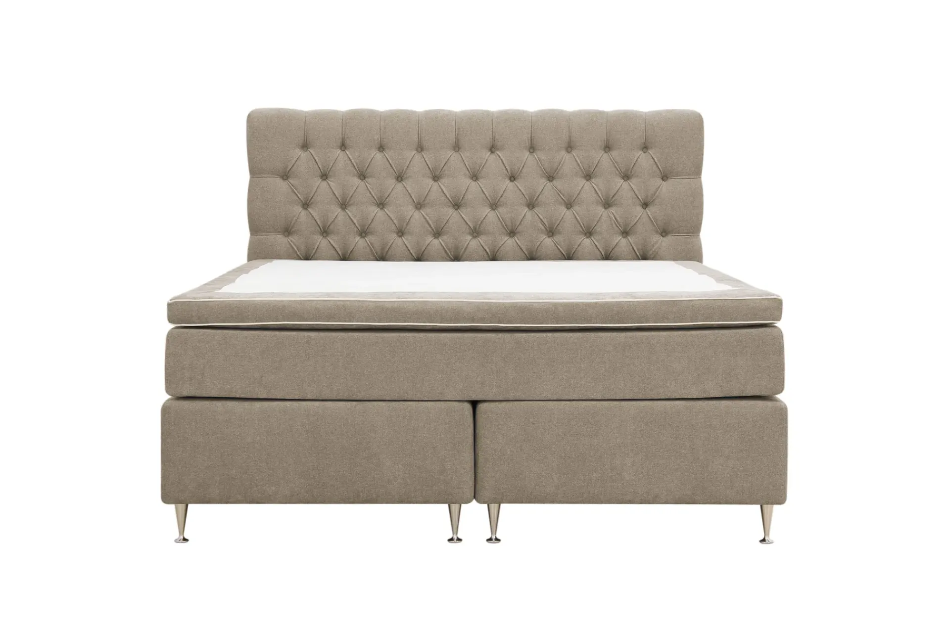 Berg & Strand Kontinentalsenger|Komplett Sengepakke-Hilton Lyx komplett sengpakke 180x200 cm kontinentalseng med knappepolstret sengegavl i chenille Brun