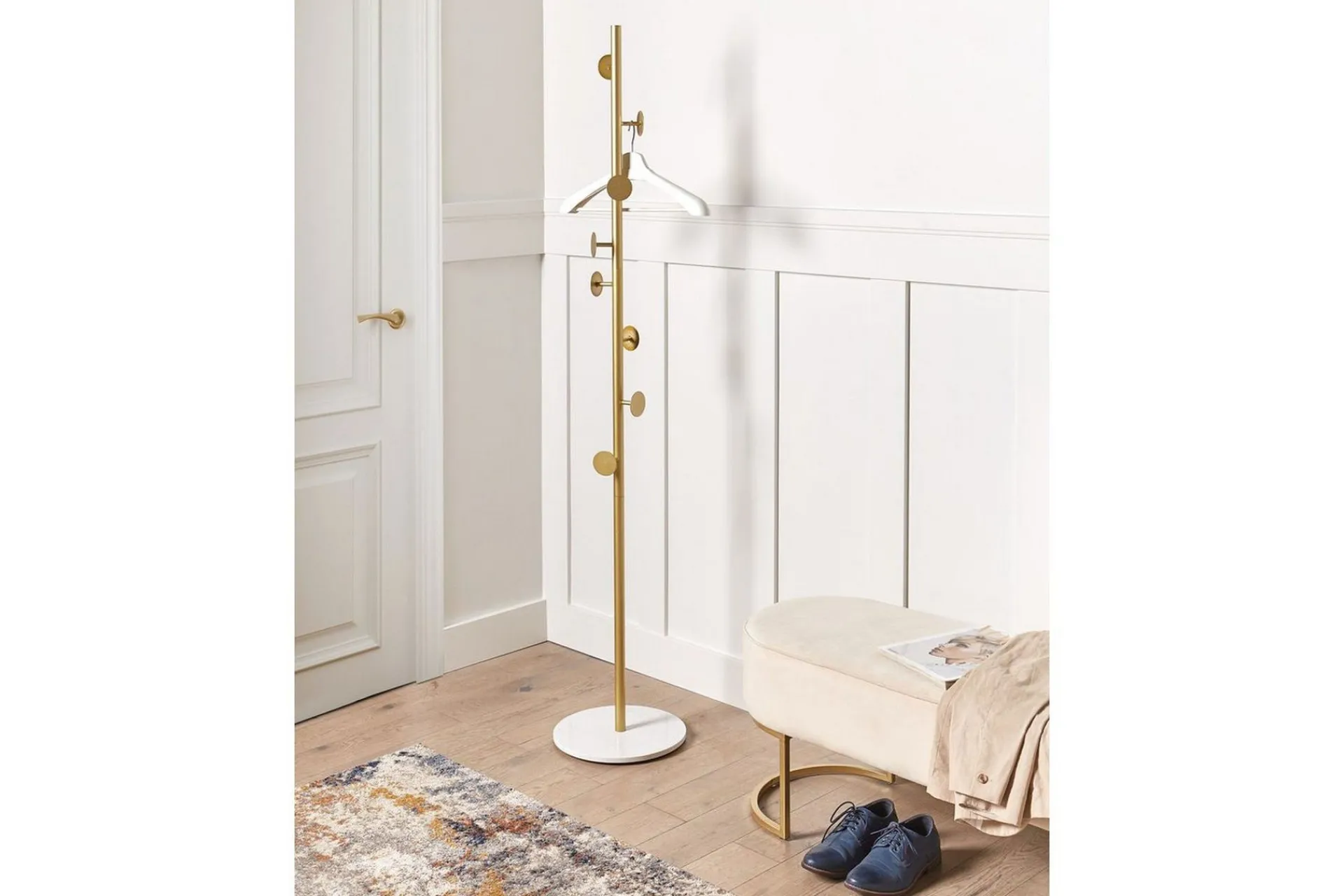 Klädhängare Beliani Notus Guld/vit GOLD||White