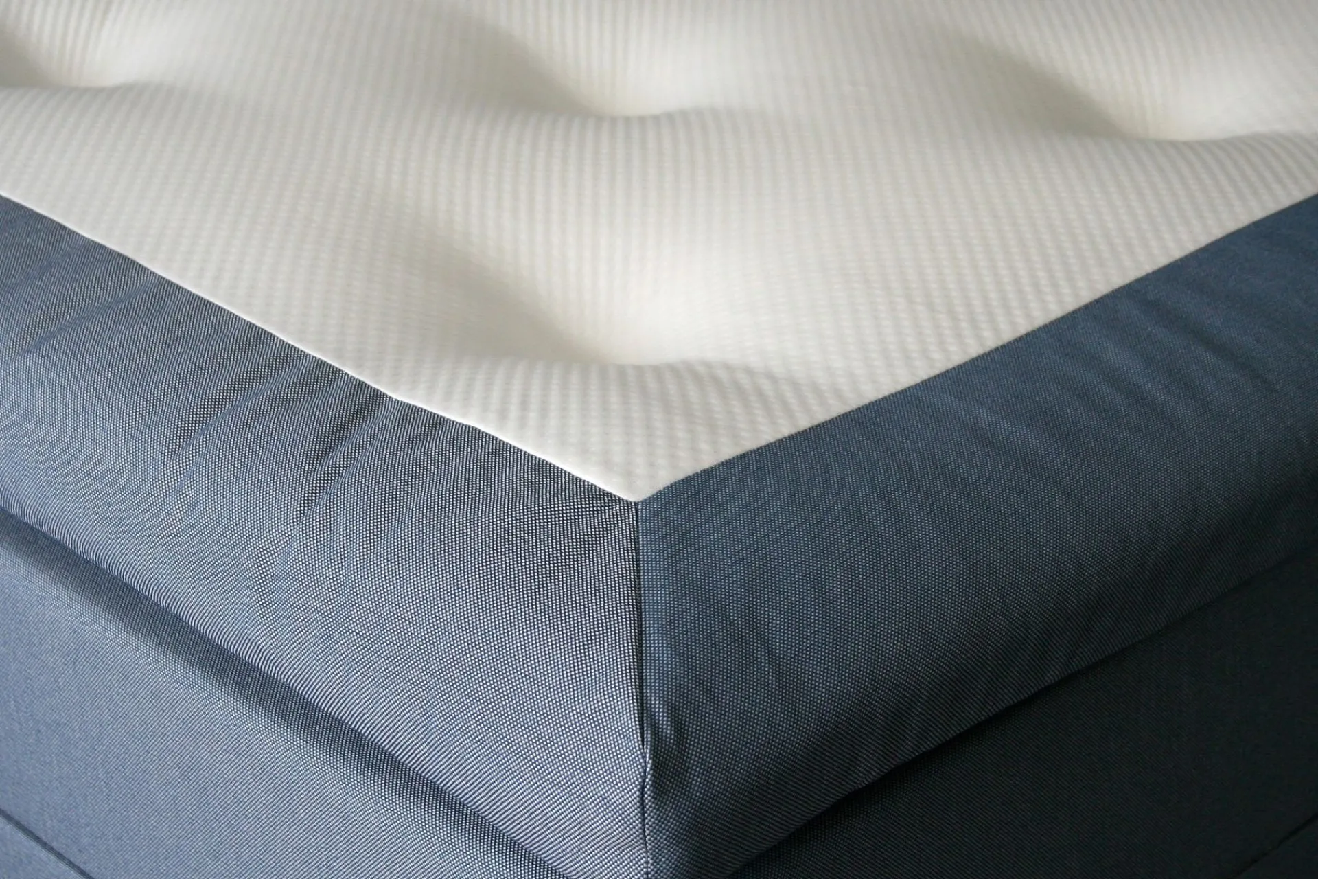 Bedly Kronos Overmadrass 160 cm Polyeter