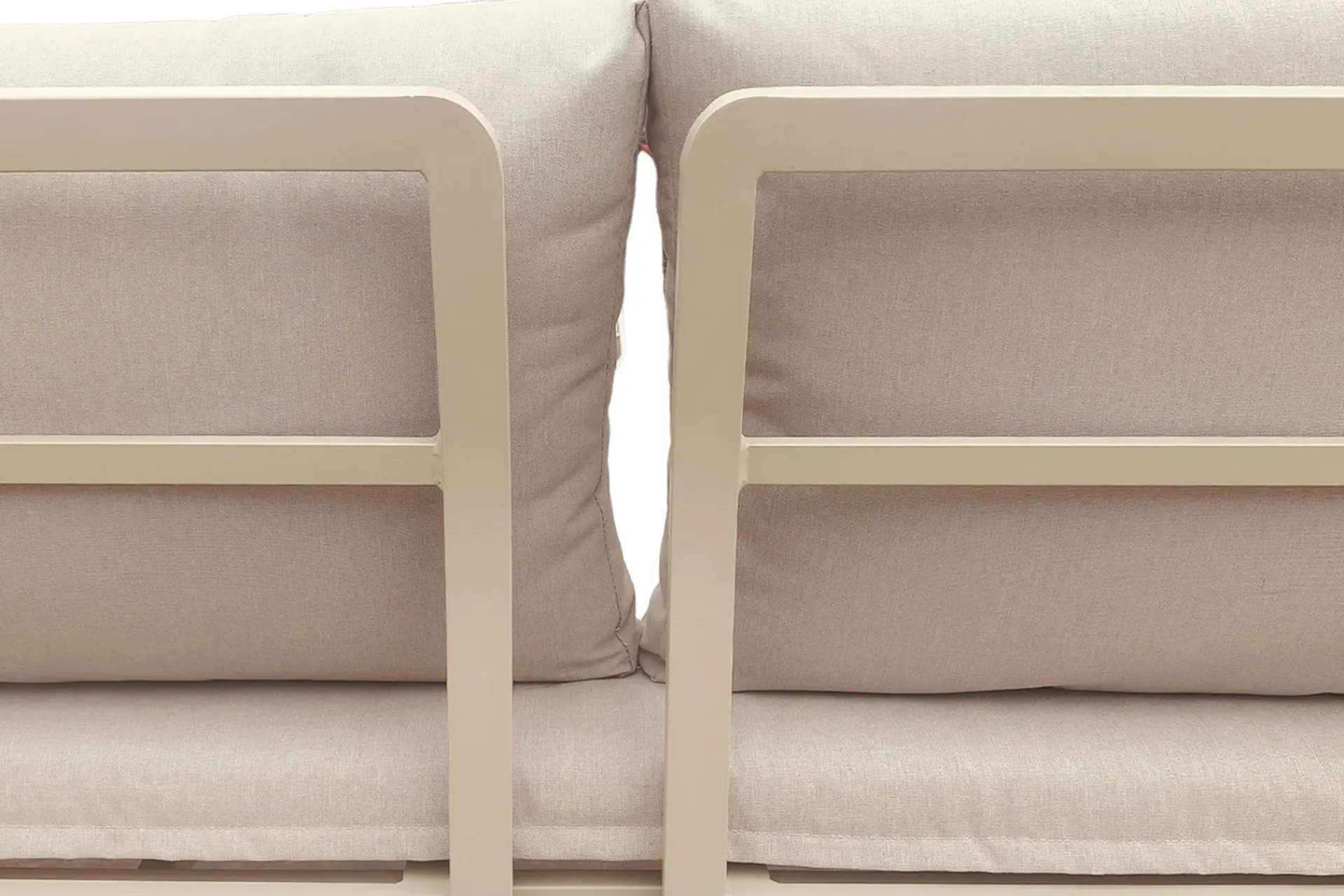 Comfort Garden Lainelle 4-seters sofagruppe for altan og terrasse med puter