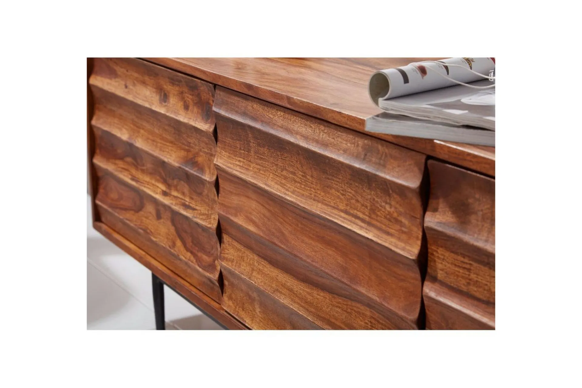 Wohnling Lavbord Heltre med oppbevaring 3 dører landlig stil
