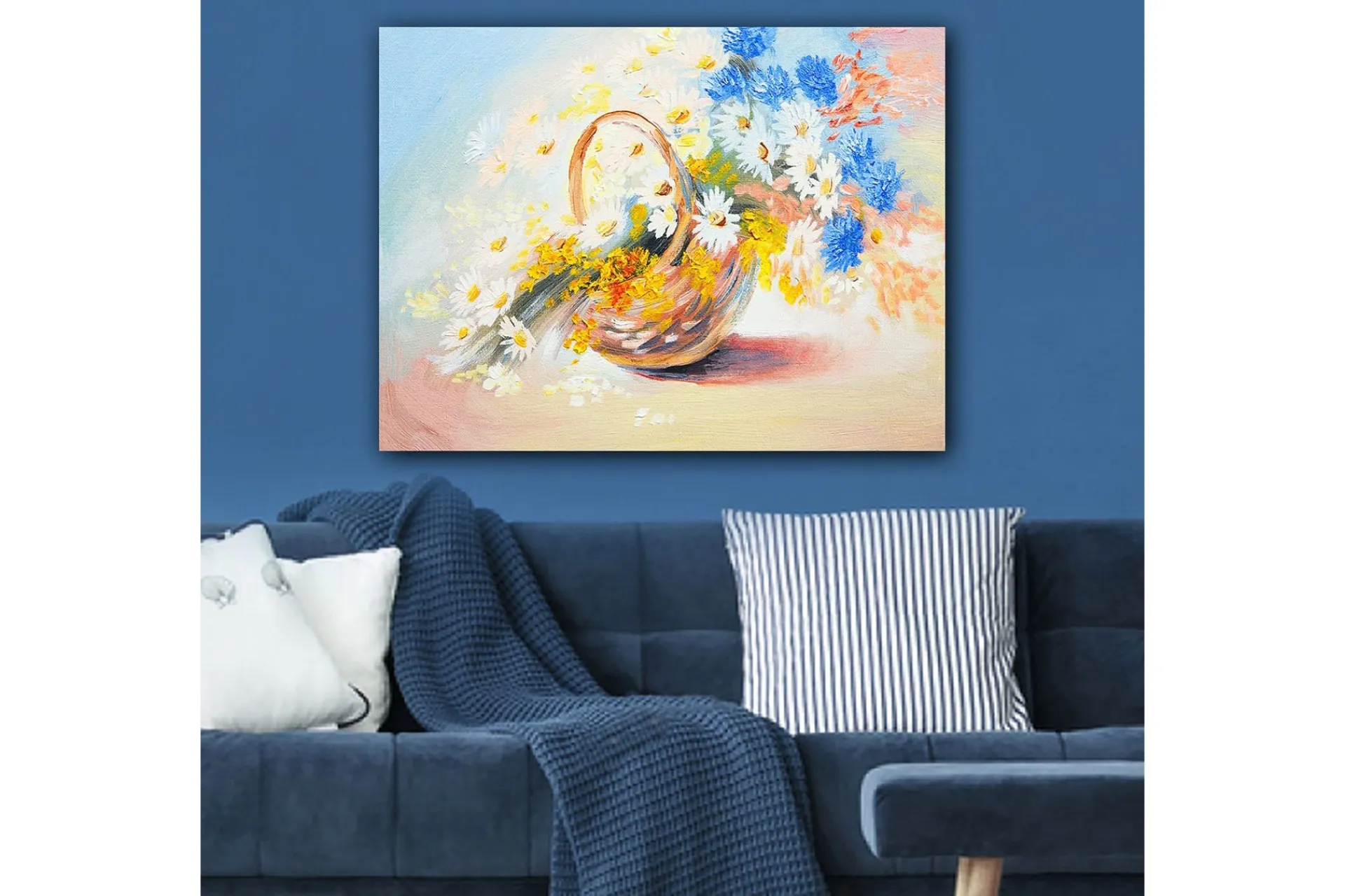 Lerretsbilde 70x100 cm - Kurv fylt med fargerike blomster