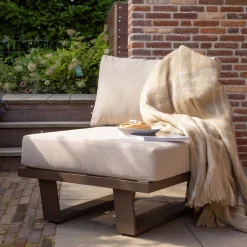 WOOOD Loungestol Bear utendørs