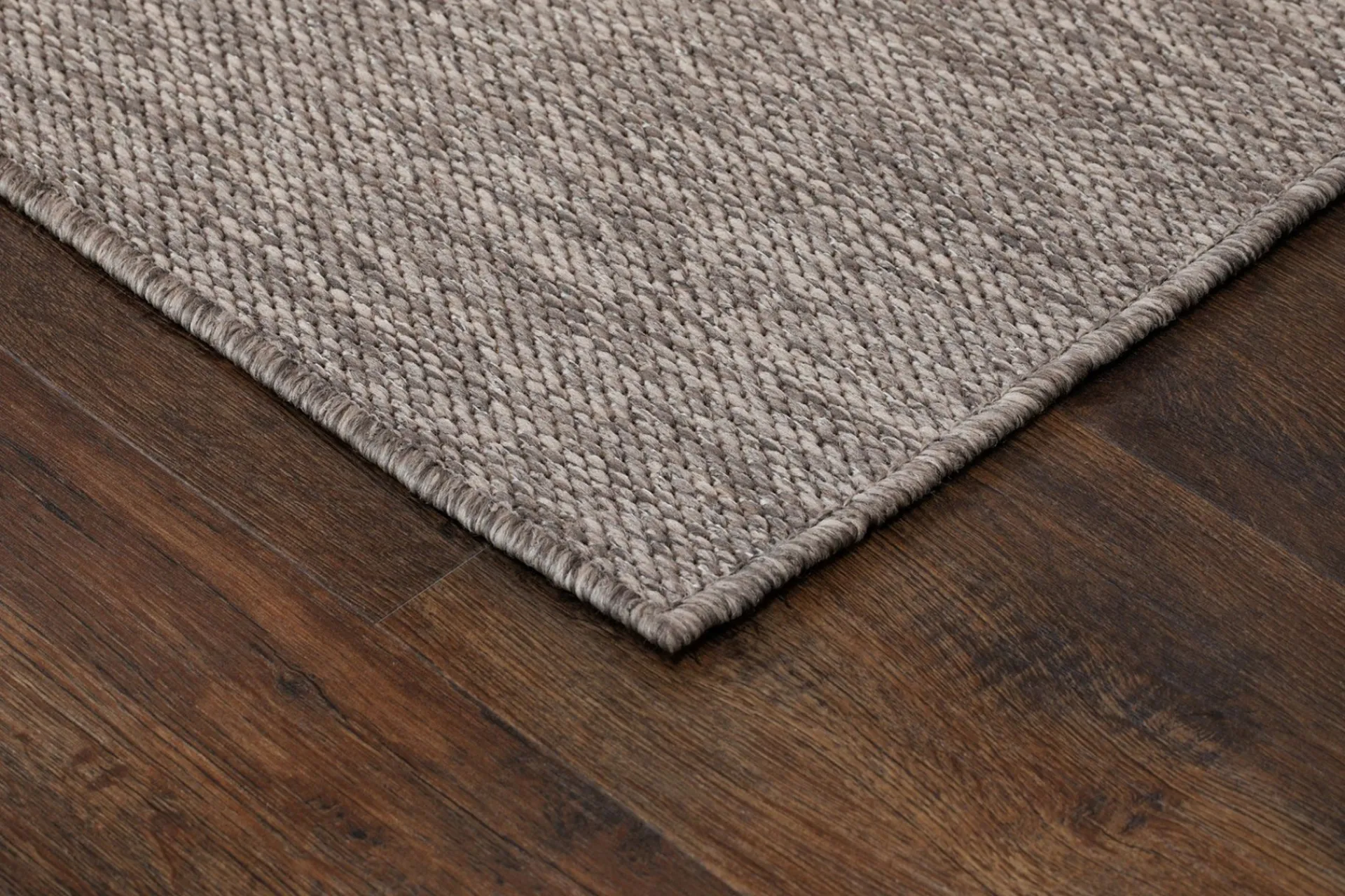 KM Home Madrid Flatvevd Teppe 133x190 cm