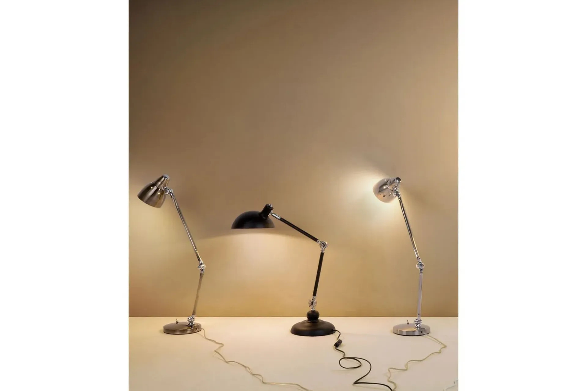 Bordlampe-Mathraki Skrivebordslampe E14 Svart