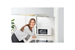 Black+Decker Mikrobølgeovn 700W 20L