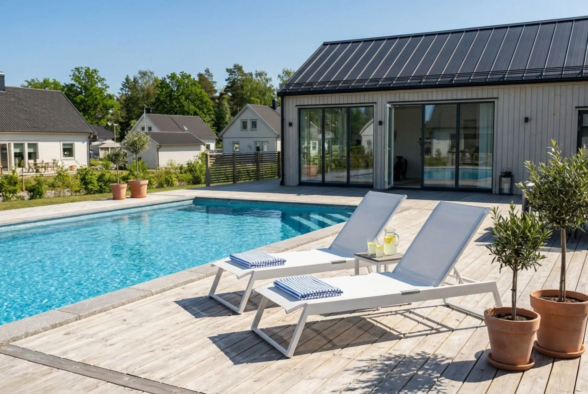 Comfort Garden Solseng-Monaco solseng med justerbar rygg i aluminium, tekstil Hvit