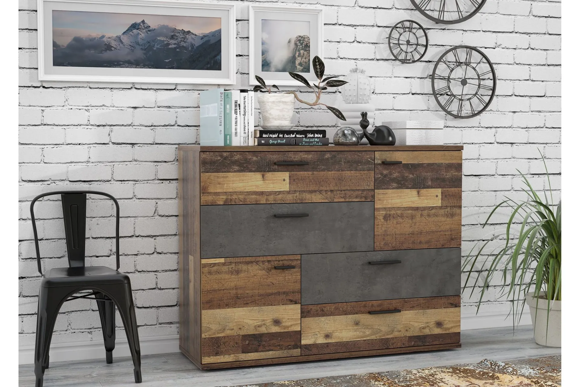 Montert Skjenk 125x96 cm