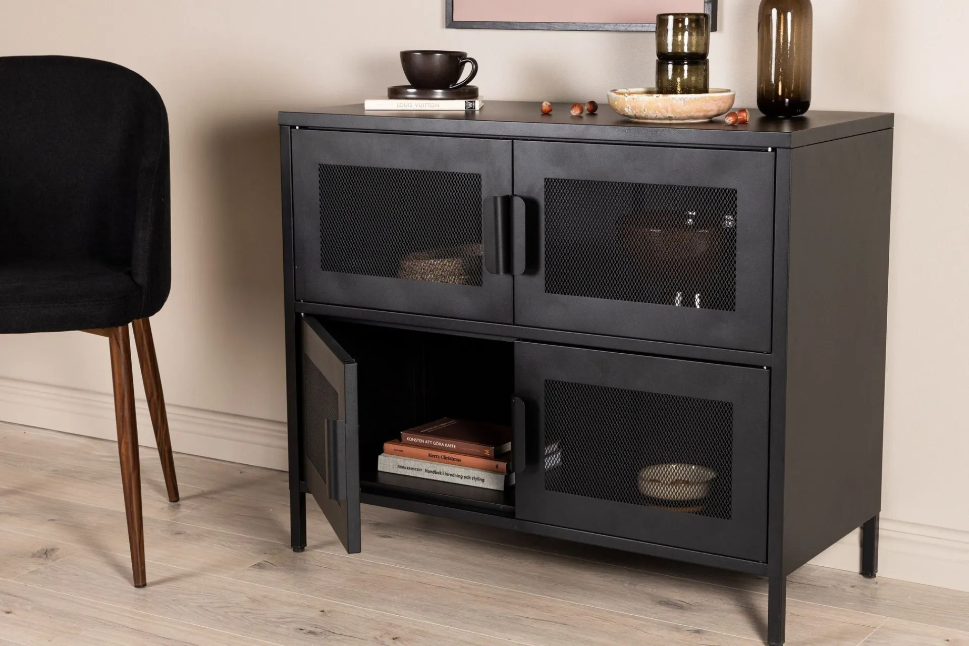 Venture Home Nett Skapkommode 90x40x75 cm