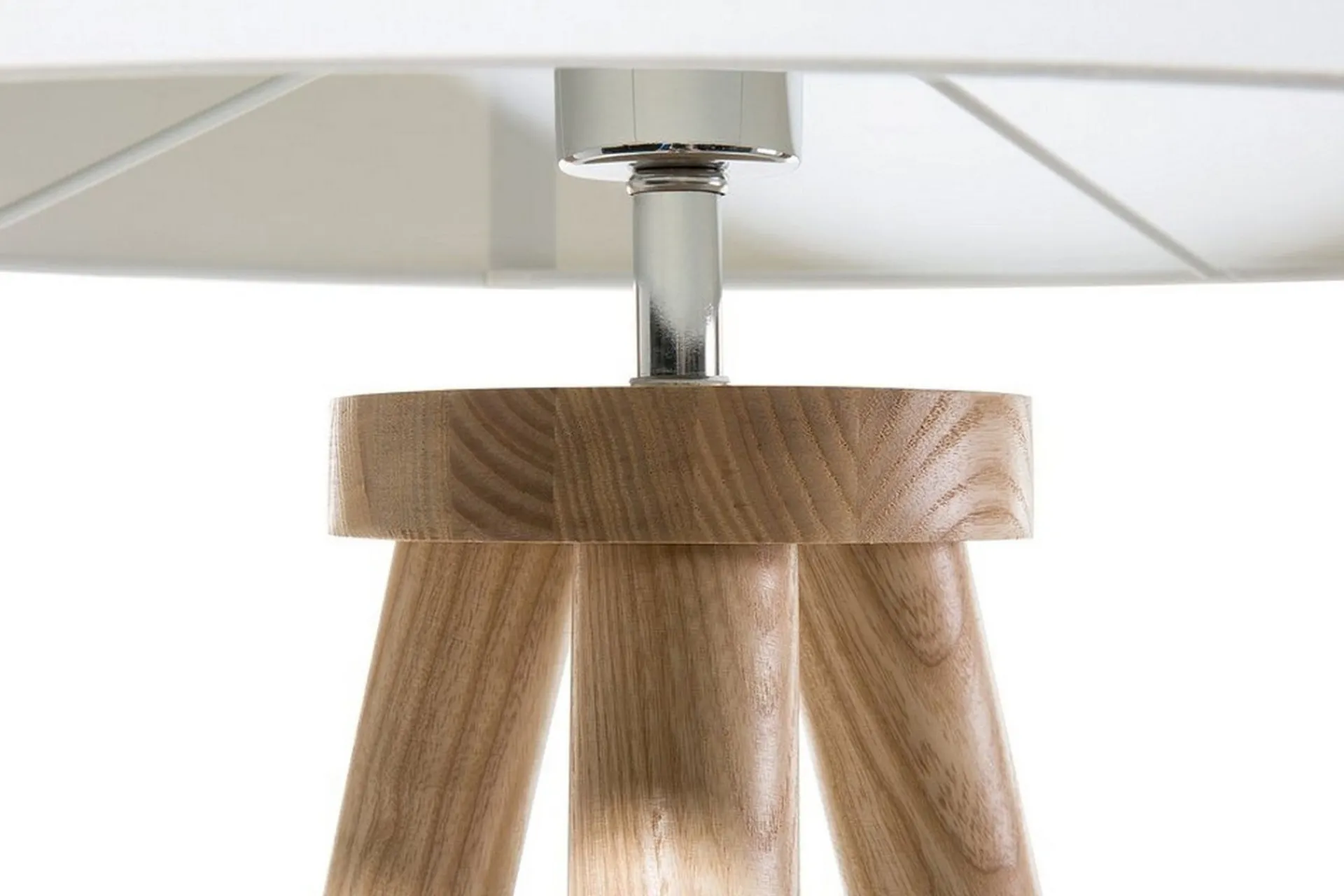 Nitra Gulvlampe 142 cm