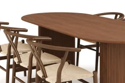 Bark Spisegrupper-Noira Oval Spisegruppe 220 cm Valnøtt med 6 Dastoori Spisestoler Brun