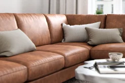 Scandinavian Choice Ocean Lyx 6-seters Høyrevendt U-formet Sofa med Divan og Sjeselong + Fotskammel i Kunstlær