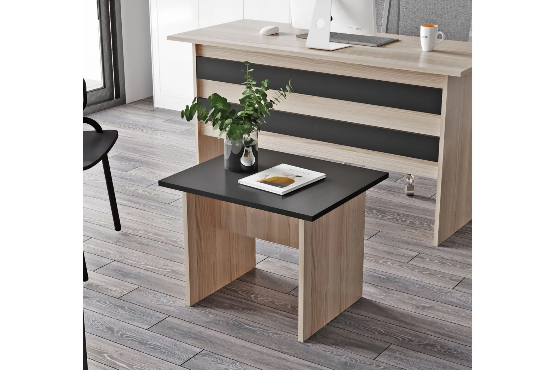 Okani Skrivebord 140 cm med fotskammel
