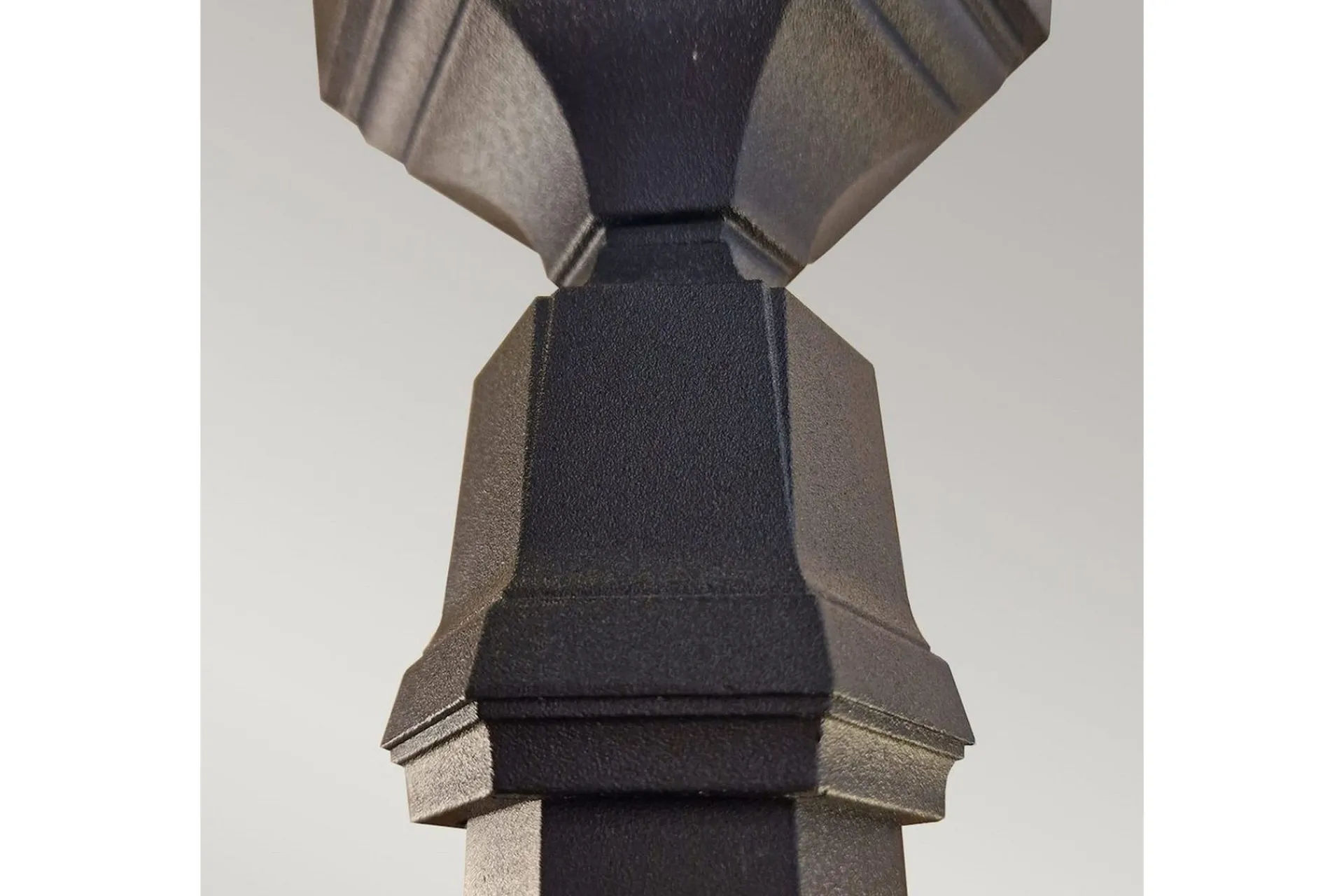 Parish Elstead Lighting Utelampe