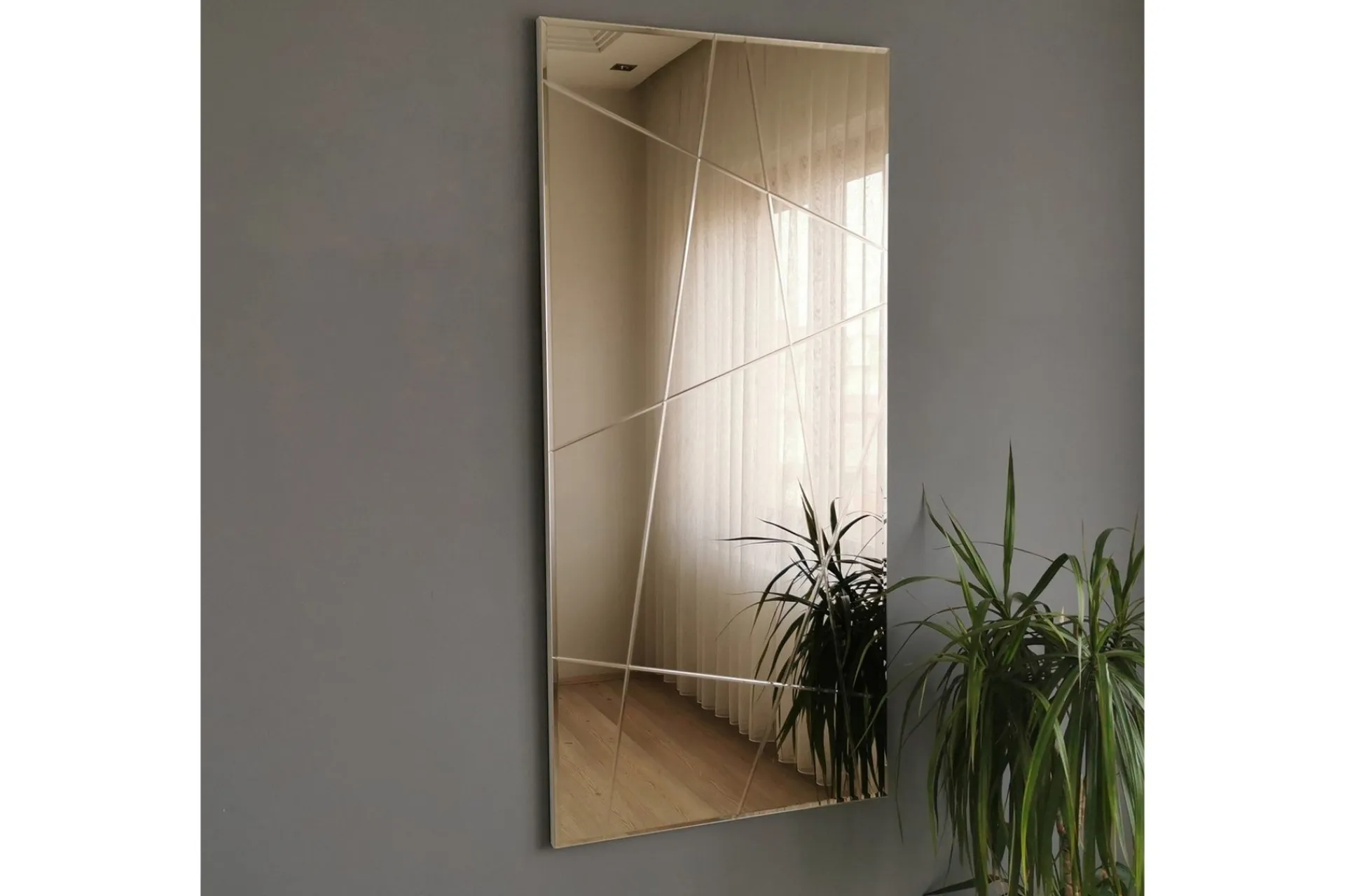 Petalcu Dekorasjonsspeil 130 cm