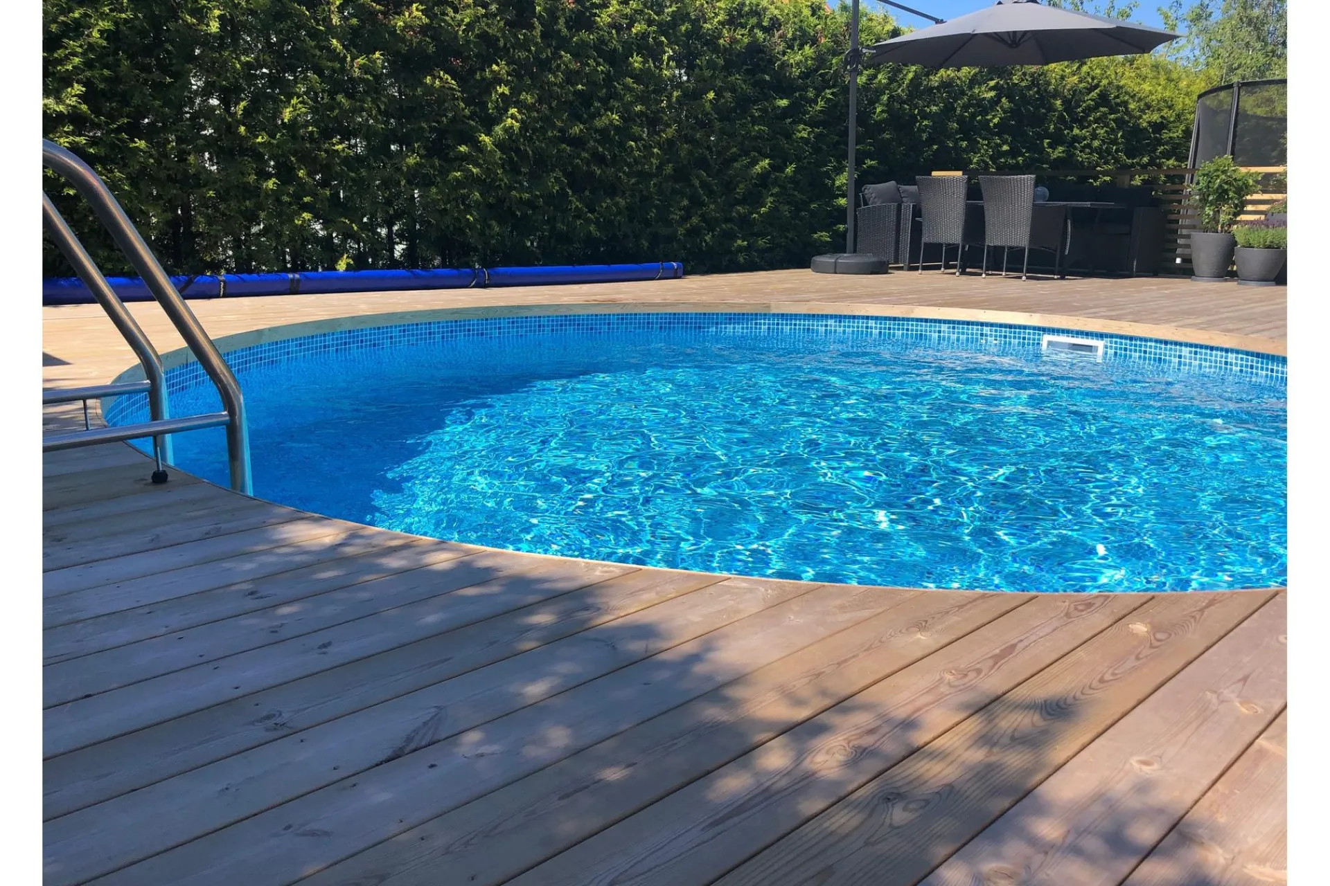 Planet Pool Basseng-Pool over bakken stålveggbasseng Premium rund 4,2x1,2 m nedgravd L:Bl Blå