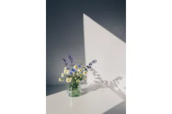 Venture Home Poster Flowers 21x30 cm