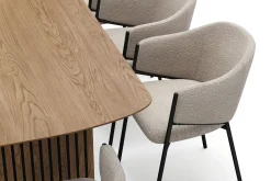 Bark Spisegrupper-Richeto spisebord 240 cm med 8 Filip spisestoler Naturlig finish