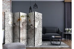 Romdeler Lilies and Quilted Background II