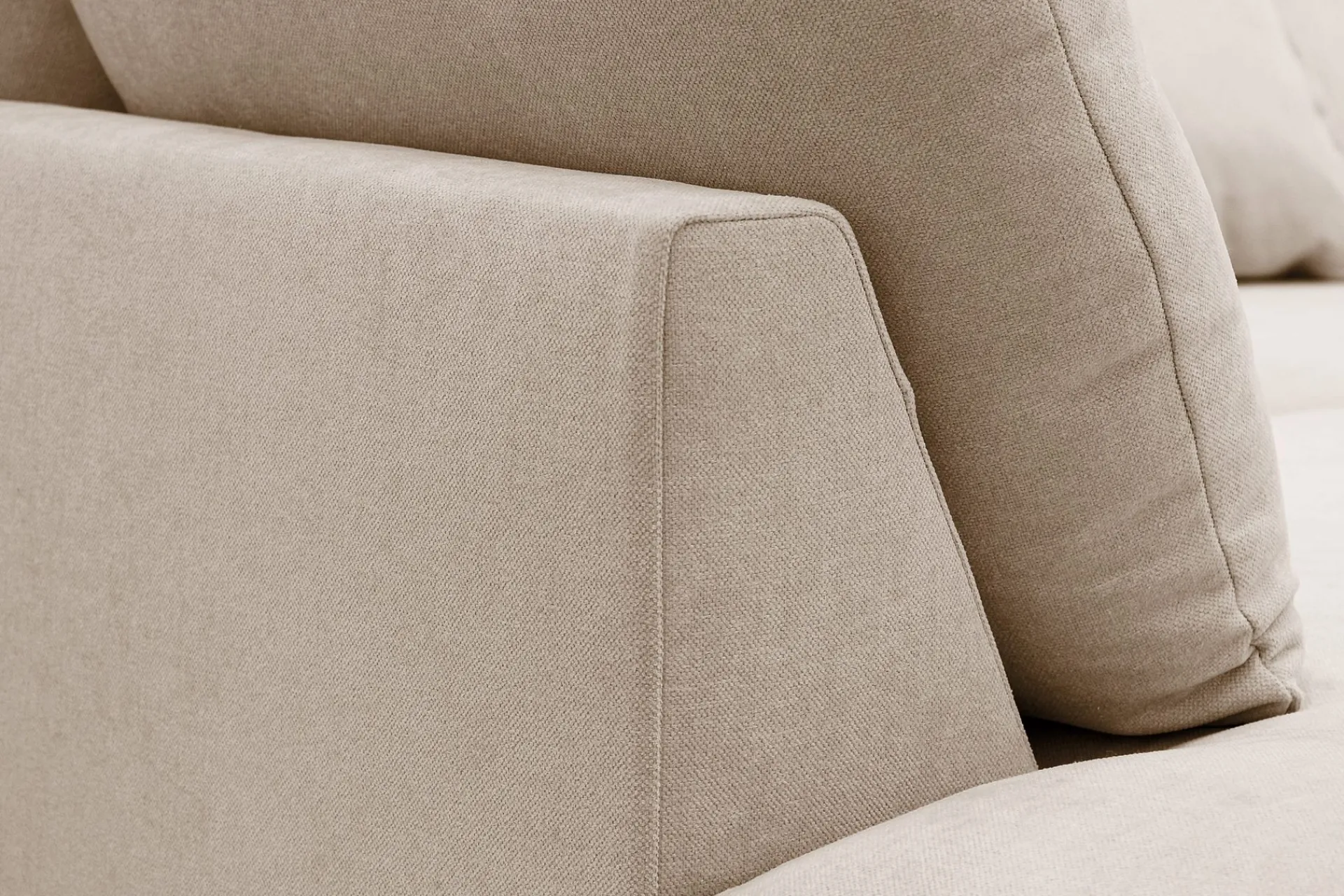Scandinavian Choice Rossita Lyx 5-seters høyrevendt U-formet ekstra dyp sofa med divan og sjeselong i stoff