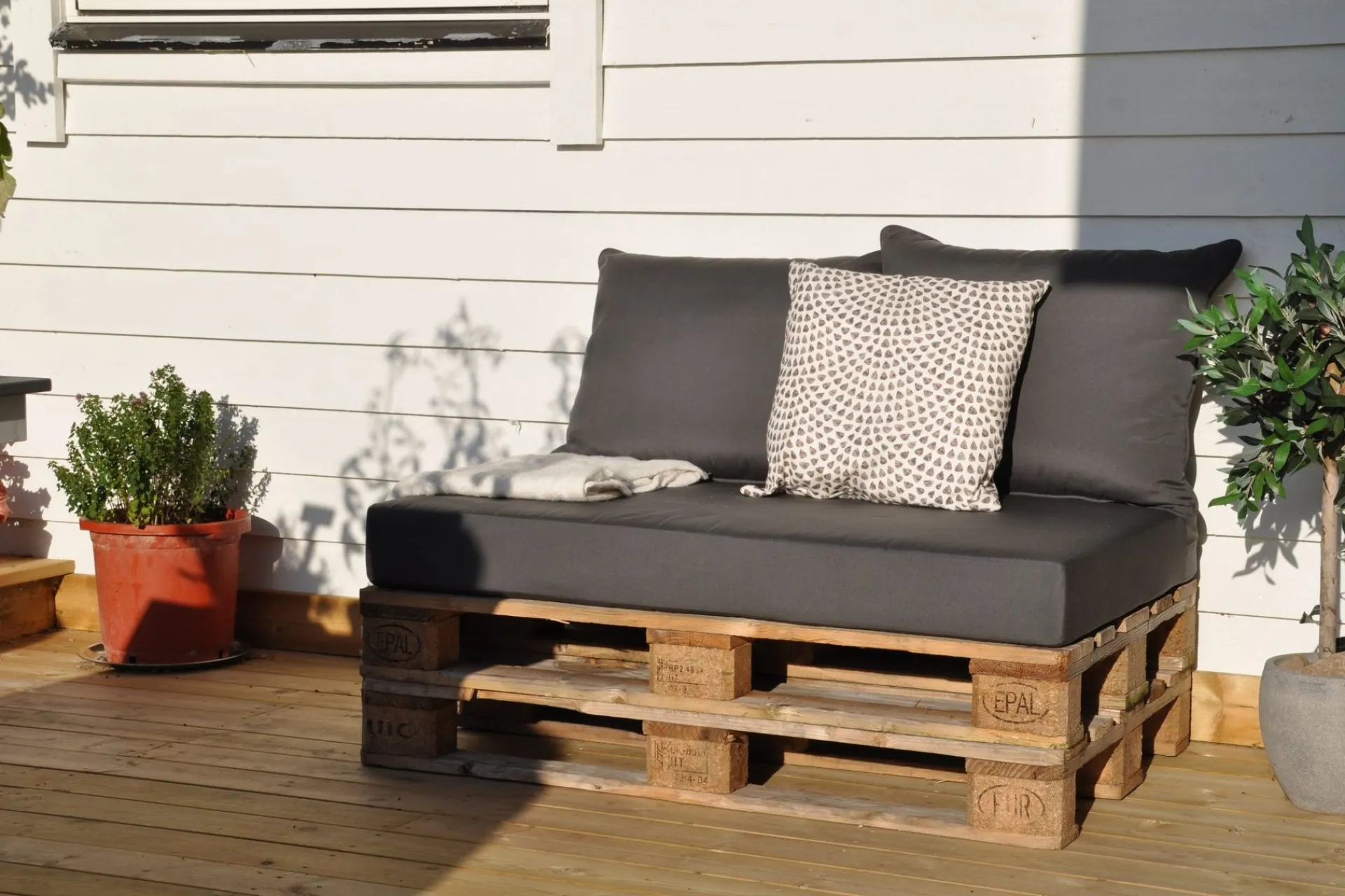 Fritab Royal Palle Sittepute 120x80 cm Vannavstøtende