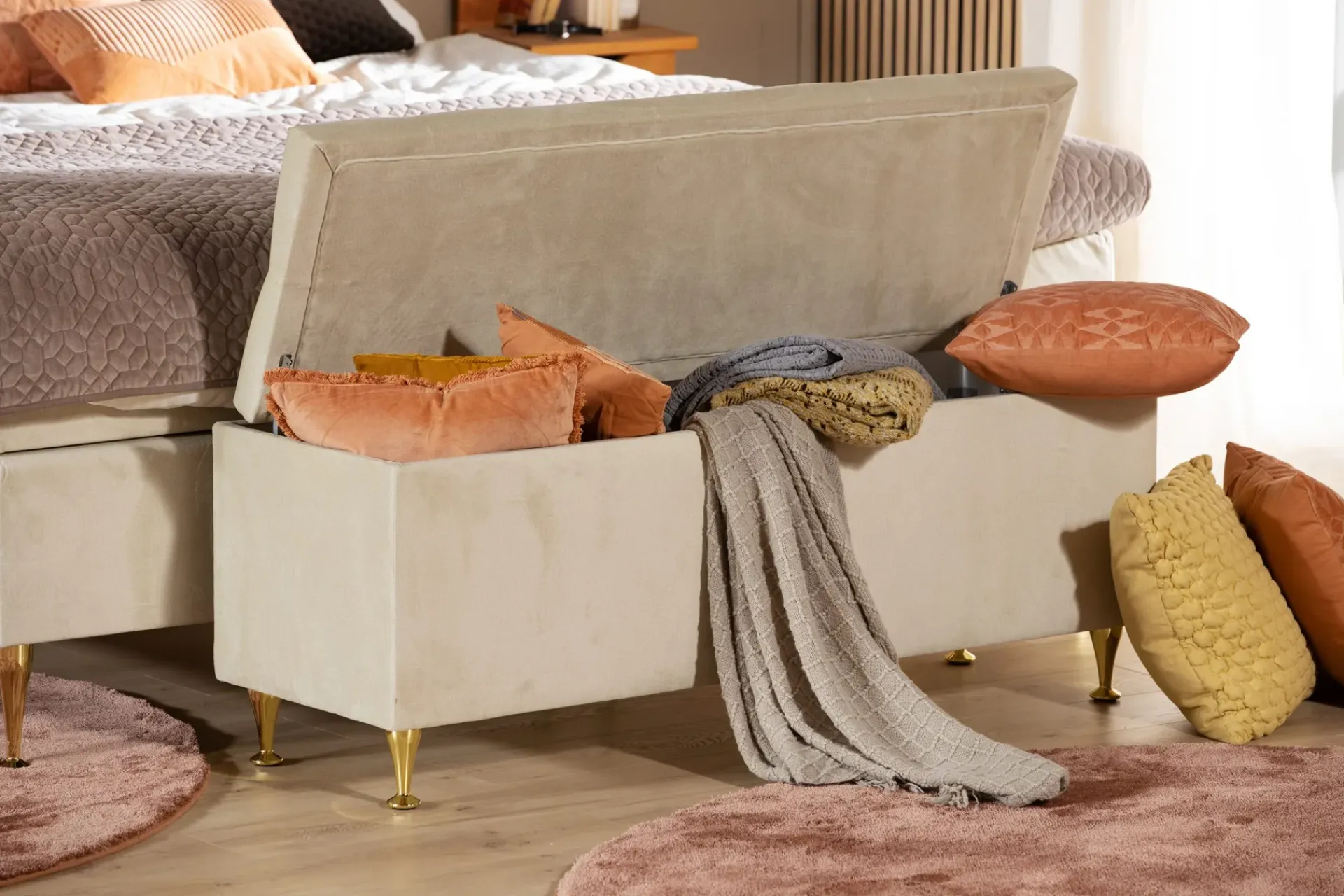 Kontinentalsenger-Royal Velvet Komplett Sengepakke210x210 cm Beige