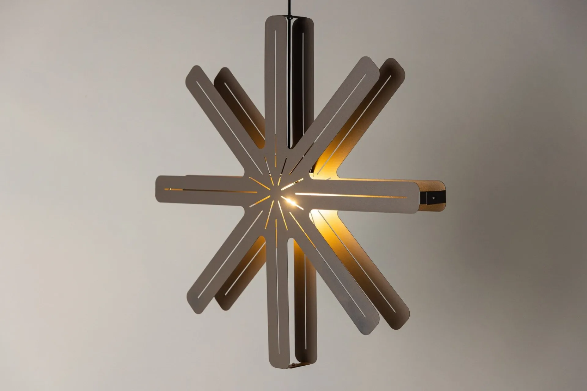 Venture Home Säfsen Adventsstjerne / Julelampe 80 cm
