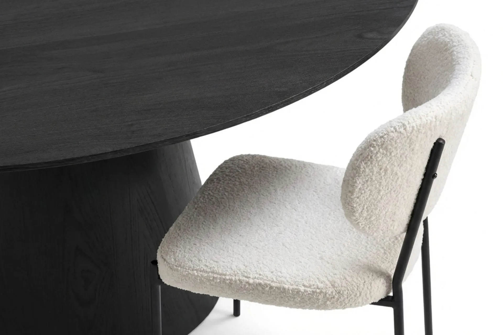 Bark Spisegrupper-Siena Spisegruppe rund 150 cm med 6 Gemmiano spisestoler Svart
