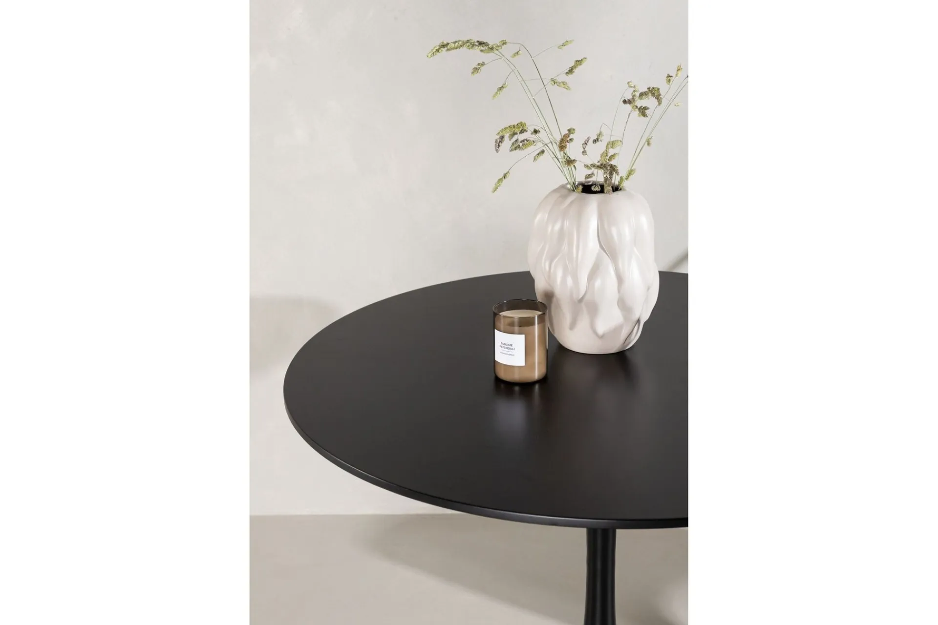 Venture Home Spisebord Glade spisebord 100x74 cm rundt
