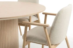 Bark Spisegrupper-Spisegruppe Kopparbo rundt spisebord 180 cm hvitlasert med 6 Reciclar spisestoler Lys eik|Beige