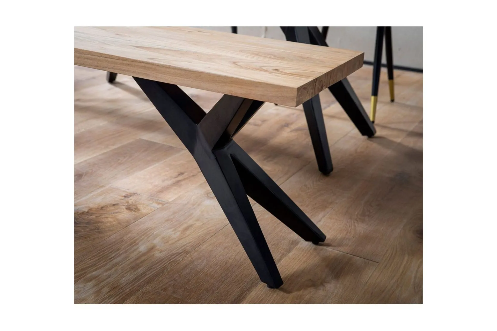 Wohnling Spisestuebenk massivt tre moderne loftstil med metallben 175 cm