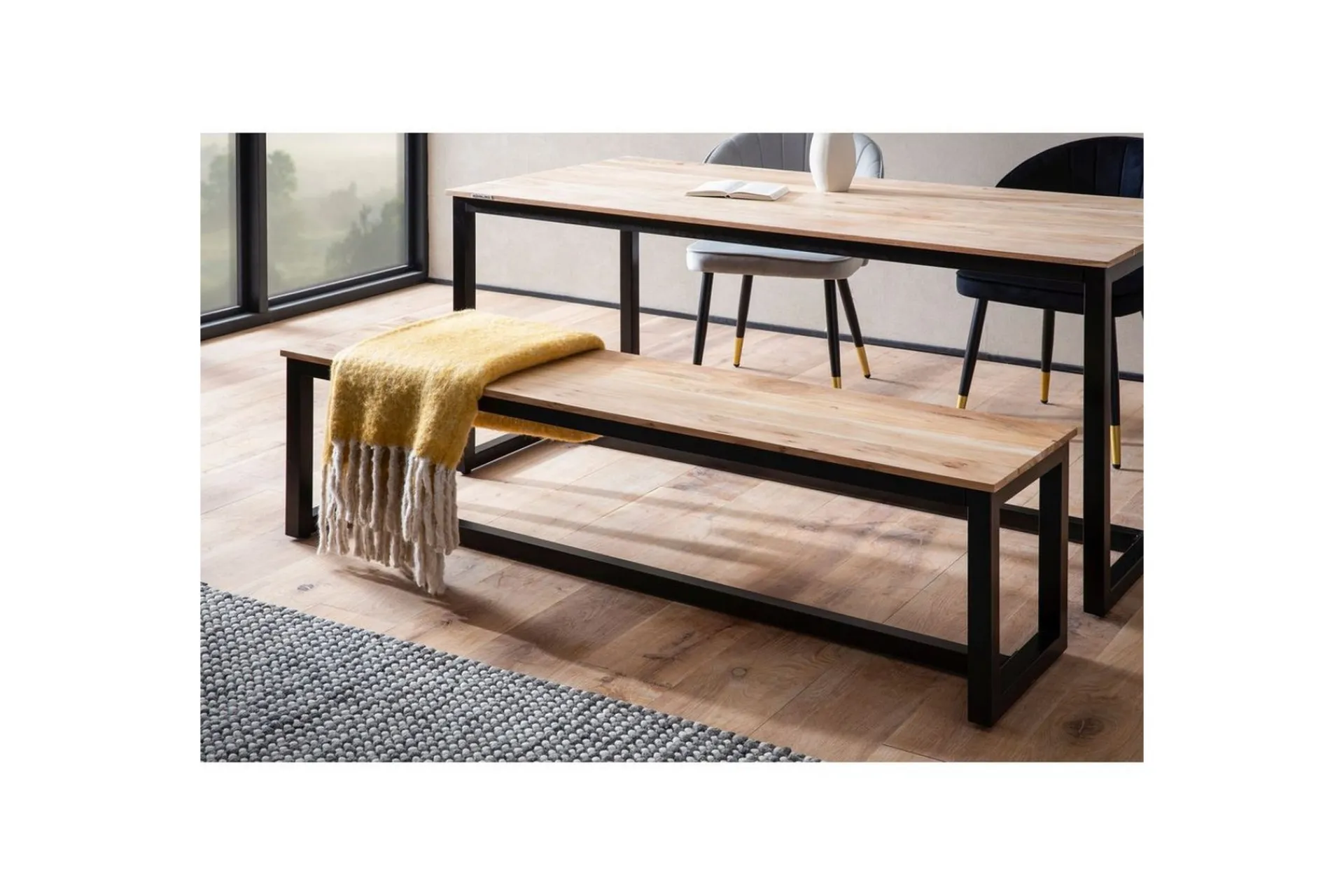 Wohnling Spisestuebenk massivt tre industriell loft stil med metallbein 120 cm