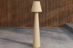 Venture Home Veranda & Terrasse|Utelampe-Stratford gulvlampe utendørs Beige