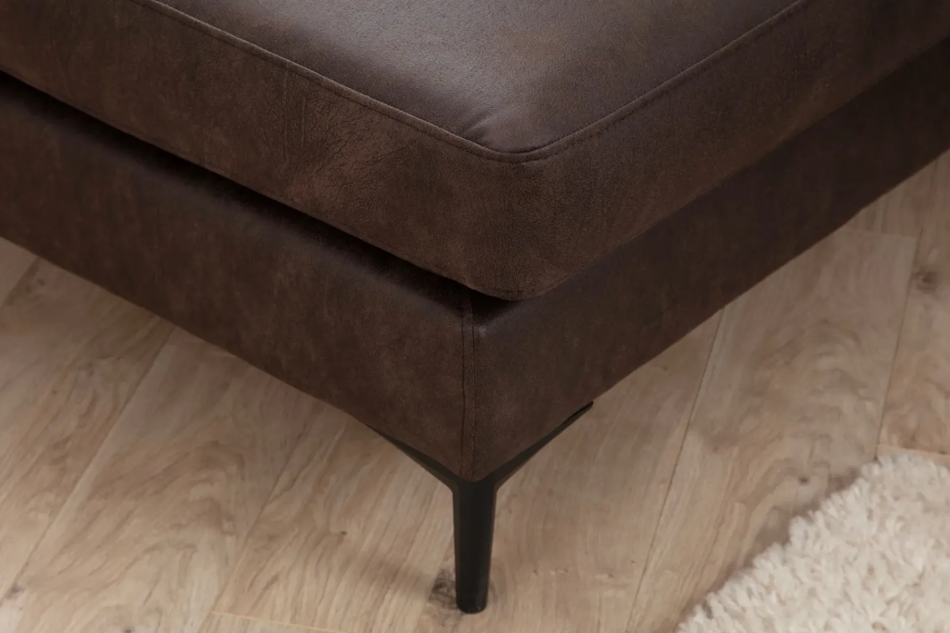 Svanabyn Sofa m. Divan og Sjeselong 4-seter