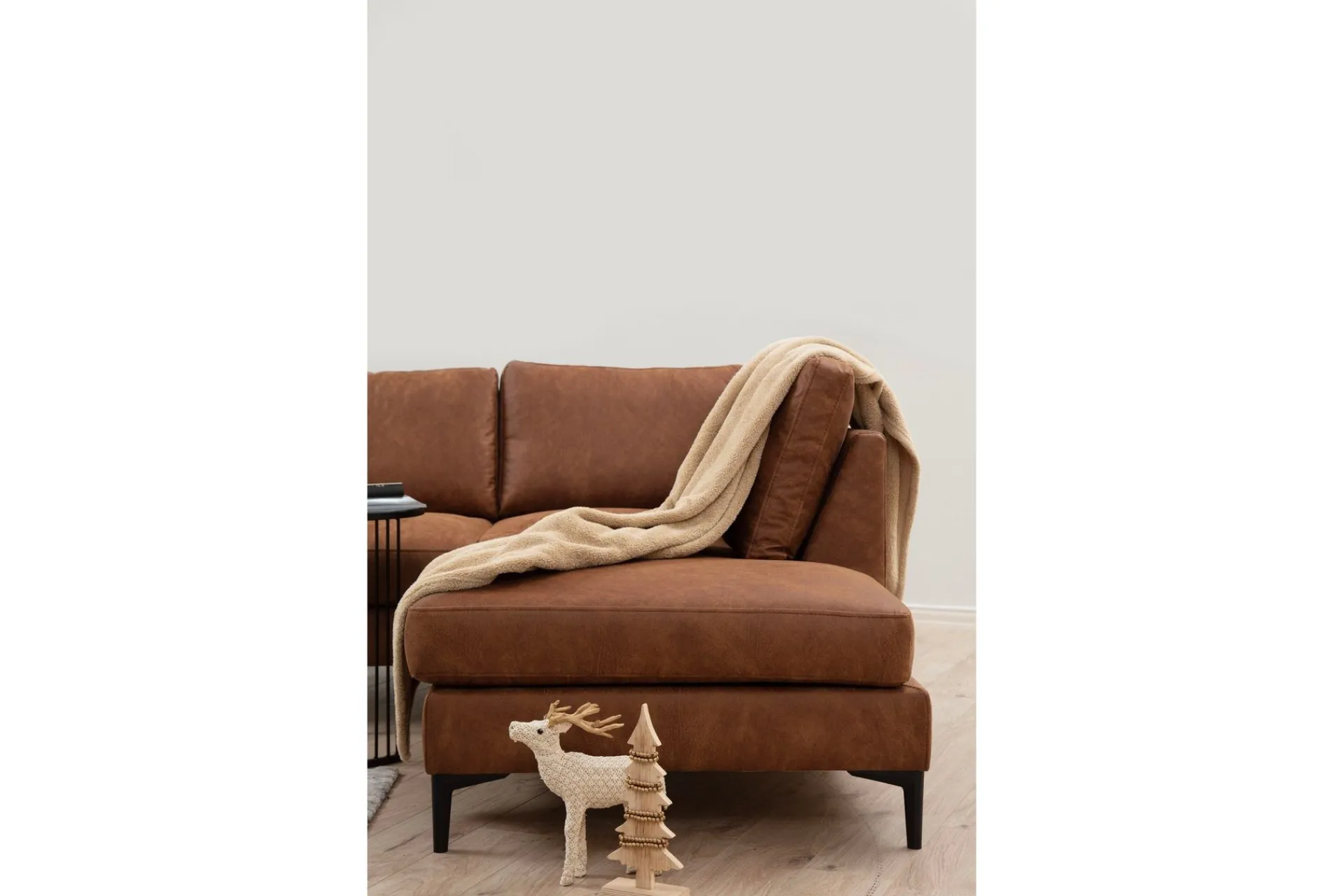 Svanabyn Sofa m. Divan og Sjeselong 4-seter