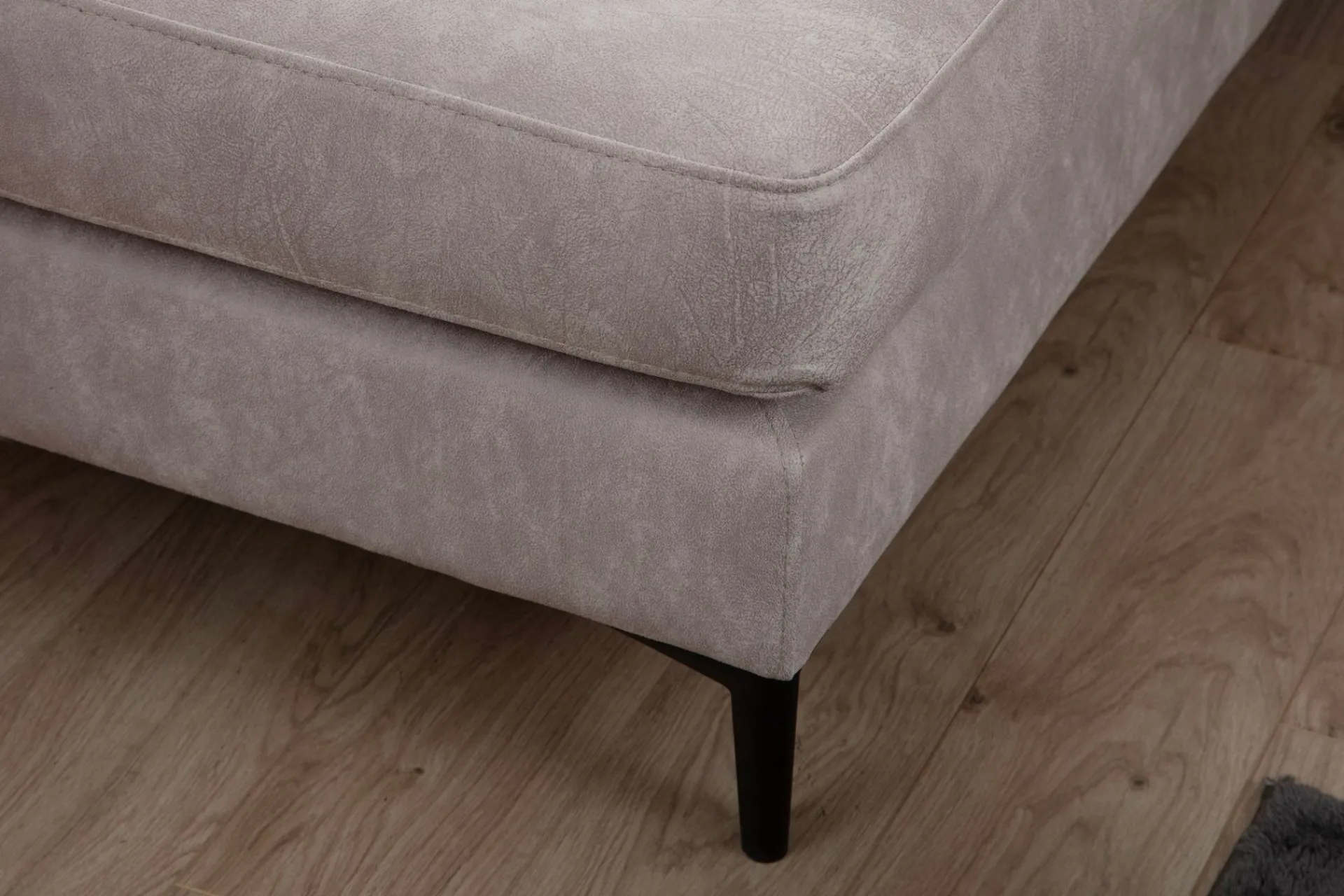 Svanabyn Sofa m. Divan og Sjeselong 4-seter