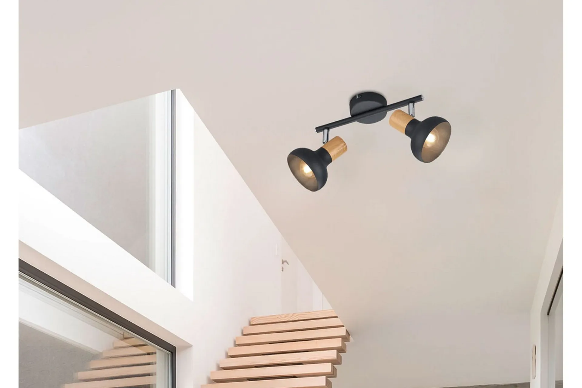 Trio Lighting Latika Spotlight 2L E14 Matt Svart/Tre