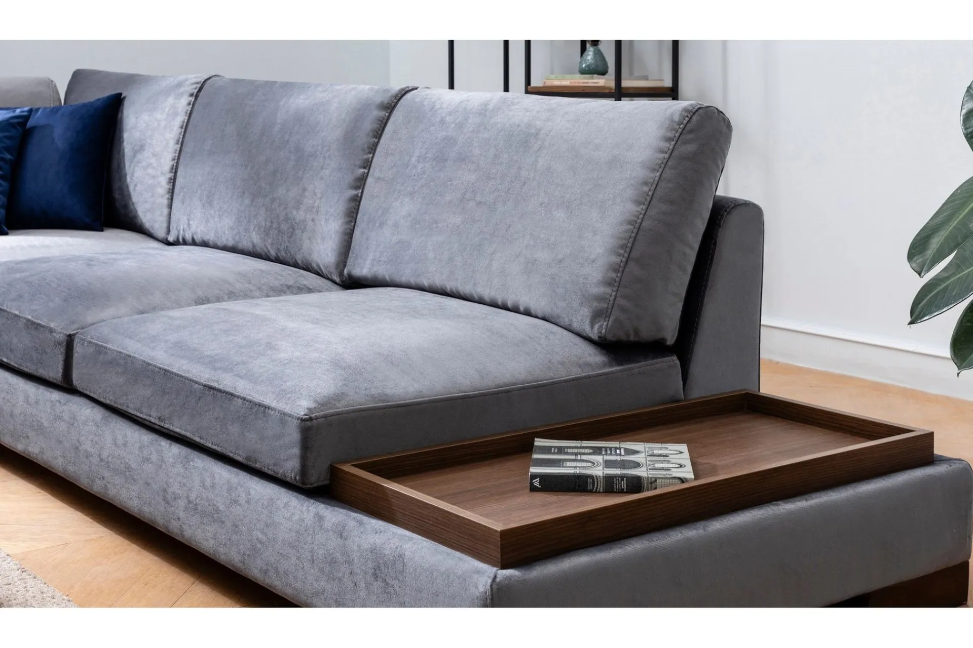 Tulima Sofa med Sjeselong m Krakk Venstre
